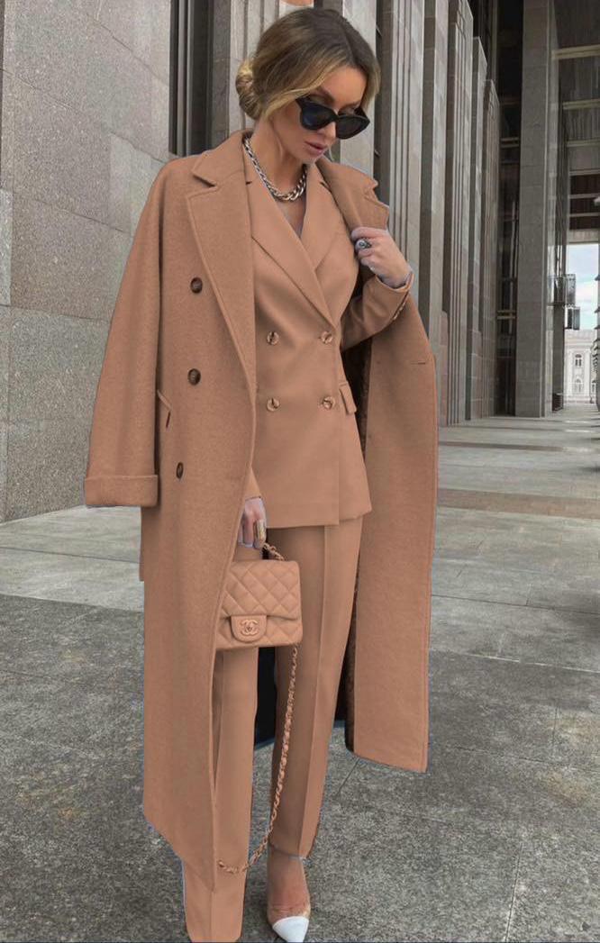 Loisa | Coat and Suit