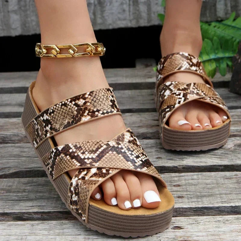 Jada | Orthopaedic leather sandals made from high-quality materials